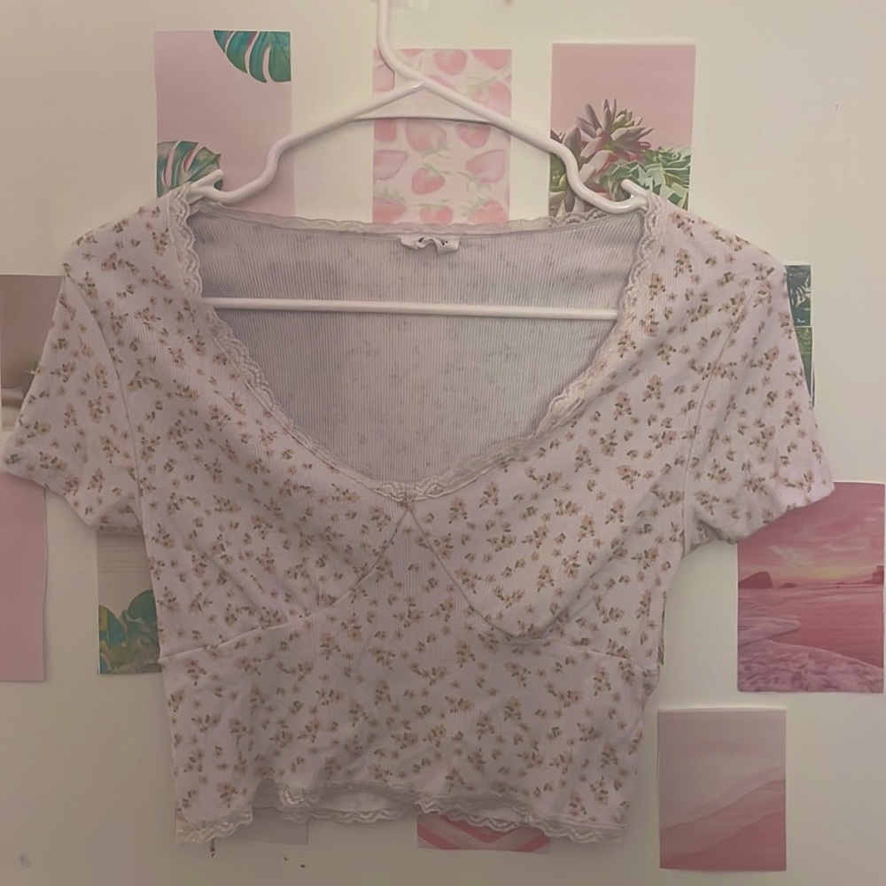 Cute cotton on shirt! never worn, good condition, just bought!